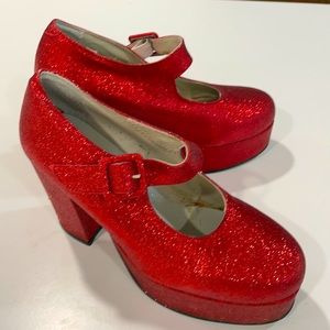 Red glitter 4 inch never worn platform Mary Janes